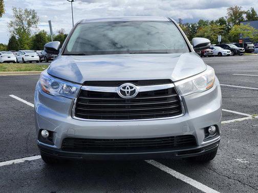 2015 Toyota Highlander LE