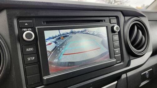 2017 Toyota Tacoma SR