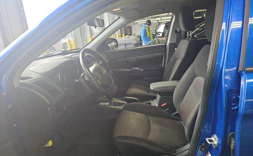 2019 Mitsubishi Outlander Sport SE