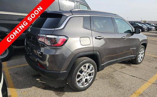 2022 Jeep Compass Latitude Lux