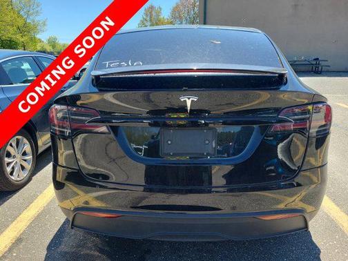 2022 Tesla Model X Dual Motor All-Wheel Drive