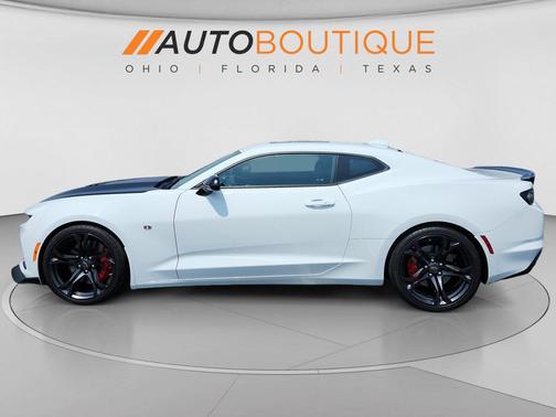 Summit White 2024 Chevrolet Camaro 2SS