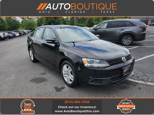 Black 2011 Volkswagen Jetta SE