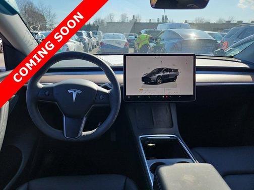 2023 Tesla Model Y RWD