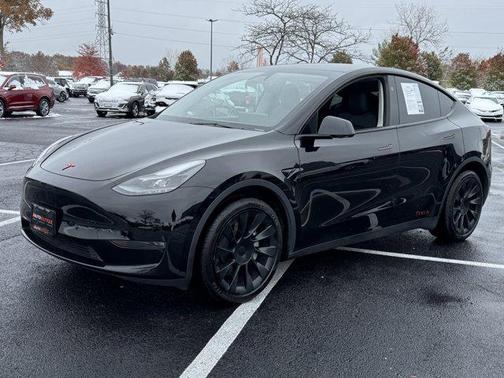 2023 Tesla Model Y Long Range Dual Motor All-Wheel Drive