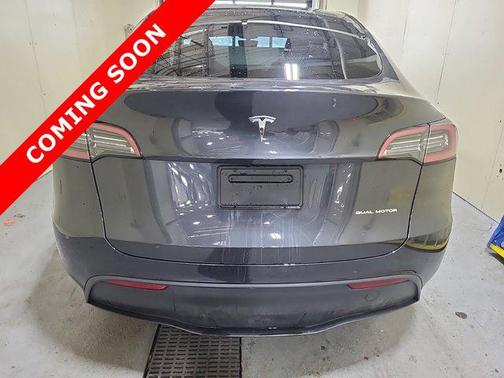 2024 Tesla Model Y Long Range Dual Motor All-Wheel Drive