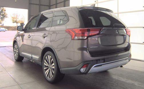 2019 Mitsubishi Outlander ES