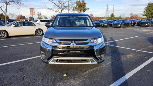 2019 Mitsubishi Outlander ES