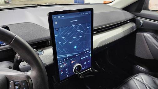 2022 Ford Mustang Mach-E Select