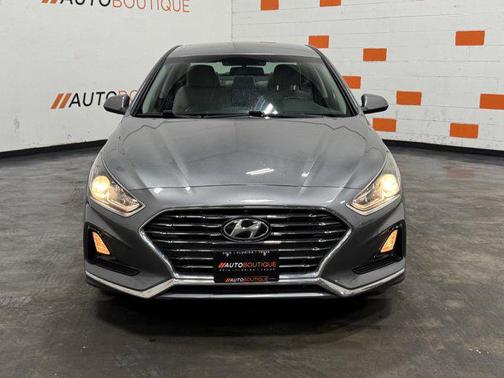 2018 Hyundai SONATA SE