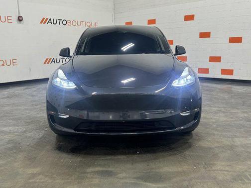 2025 Tesla Model Y Long Range Dual Motor All-Wheel Drive