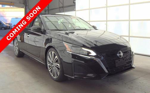 Super Black 2023 Nissan Altima 2.5 SL