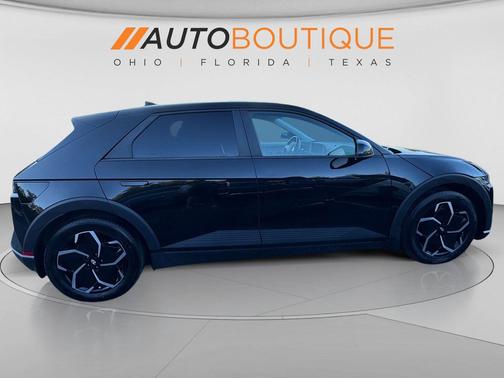 Phantom Black 2022 Hyundai IONIQ 5 SE