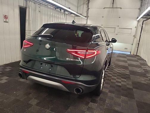 2018 Alfa Romeo Stelvio Base
