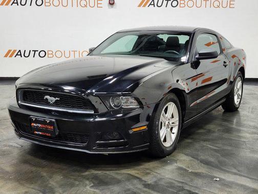 2014 Ford Mustang V6