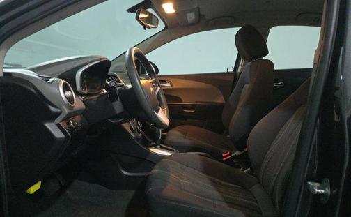 2020 Chevrolet Sonic FWD Sedan LT