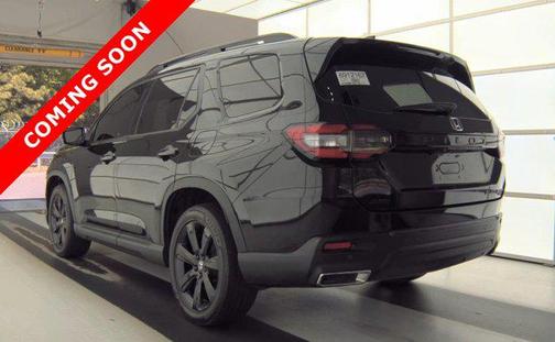 Crystal Black Pearl 2025 Honda Pilot Black Edition