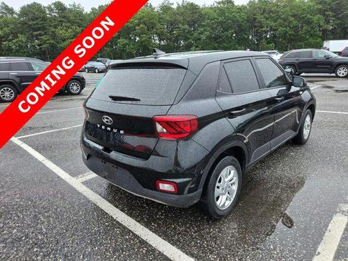 2021 Hyundai VENUE SE