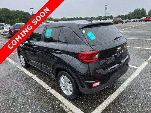 2021 Hyundai VENUE SE