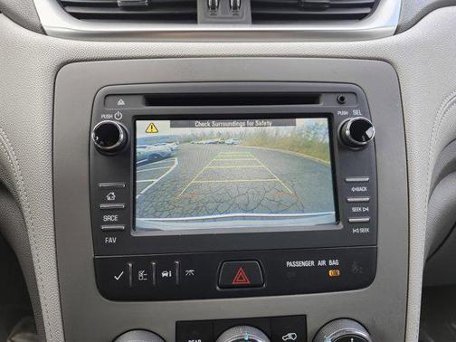 2017 Chevrolet Traverse LS