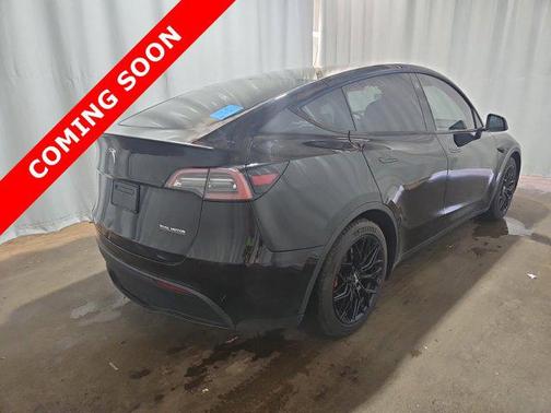2022 Tesla Model Y Performance Dual Motor All-Wheel Drive