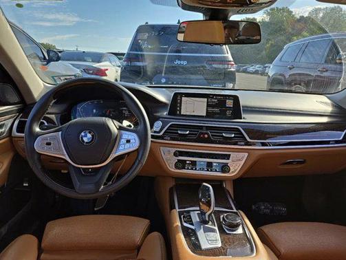 2020 BMW 750 i xDrive
