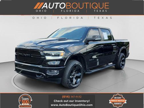 Diamond Black Crystal Pearlcoat 2019 RAM 1500 Laramie