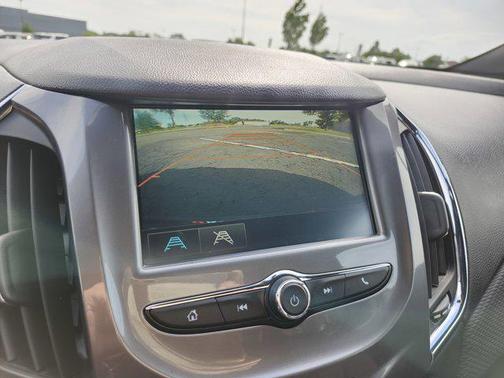 Black 2017 Chevrolet Cruze LT