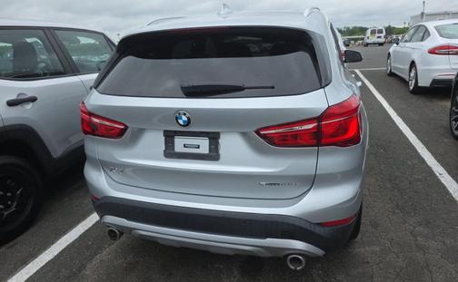 Glacier Silver Metallic 2020 BMW X1 sDrive28i