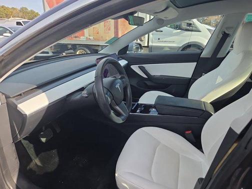 2020 Tesla Model 3 Standard Range Plus
