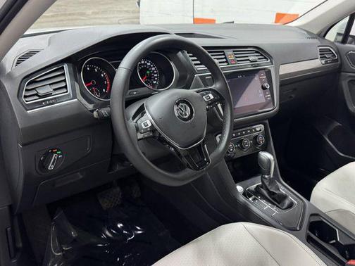 2018 Volkswagen Tiguan 2.0T SEL