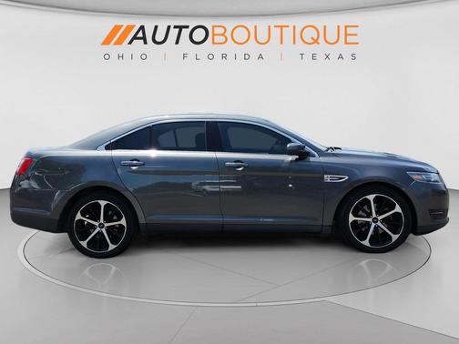 Gray 2016 Ford Taurus SEL