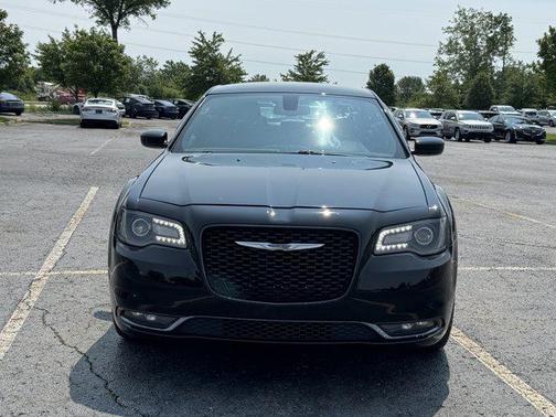 2016 Chrysler 300 S