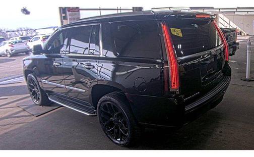 2017 Cadillac Escalade Luxury