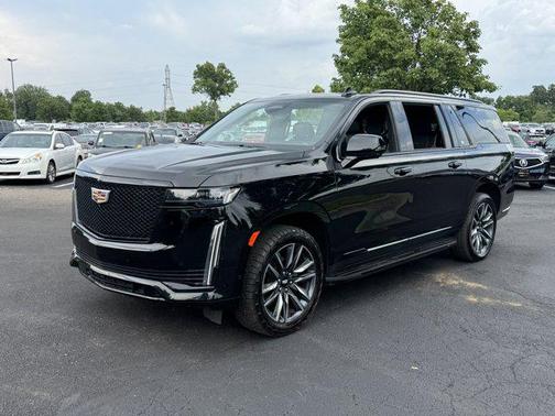 2023 Cadillac Escalade ESV Sport
