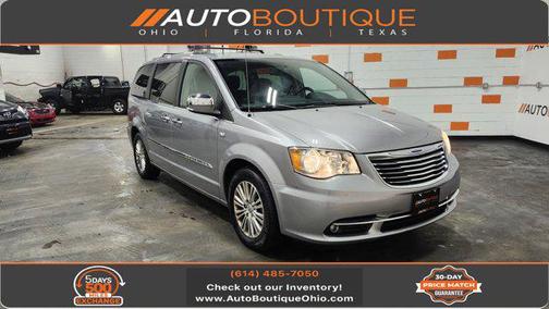 2014 Chrysler Town & Country Touring-L