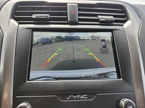 OXFORD WHITE 2020 Ford Fusion Hybrid SE