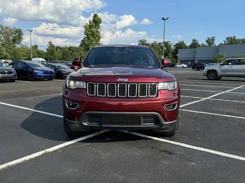 2020 Jeep Grand Cherokee Laredo
