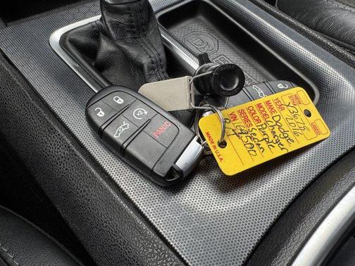 2016 Dodge Charger Road/Track