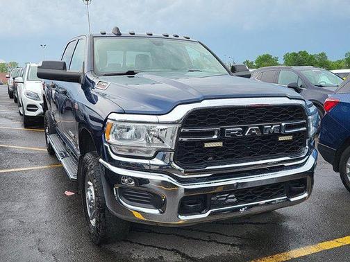2019 RAM 2500 Tradesman Crew Cab 4x4 6'4' Box