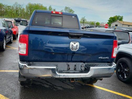 2019 RAM 2500 Tradesman Crew Cab 4x4 6'4' Box