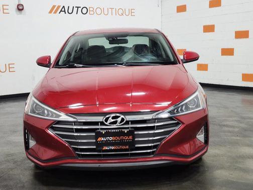 2020 Hyundai ELANTRA SE