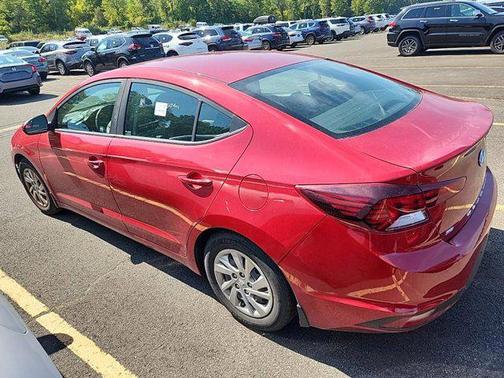 2020 Hyundai ELANTRA SE