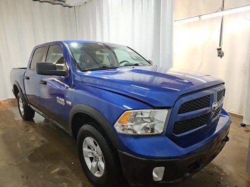 Blue Streak Pearl 2017 RAM 1500 SLT