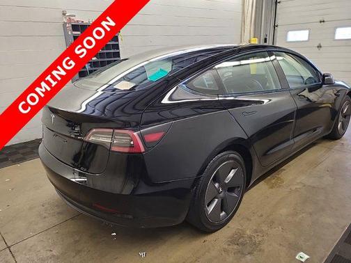 2022 Tesla Model 3 Standard Range