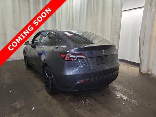 2023 Tesla Model Y RWD