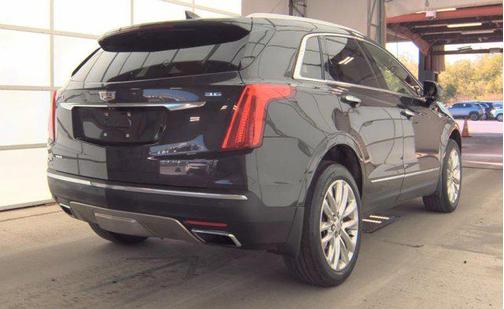 Gray 2017 Cadillac XT5 Platinum