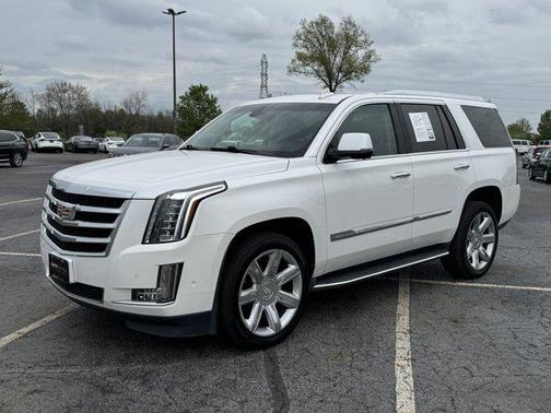 2018 Cadillac Escalade Luxury