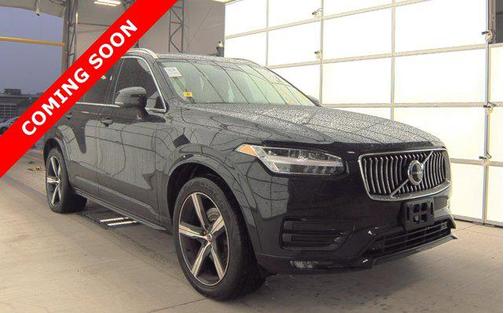2021 Volvo XC90 T6 Momentum