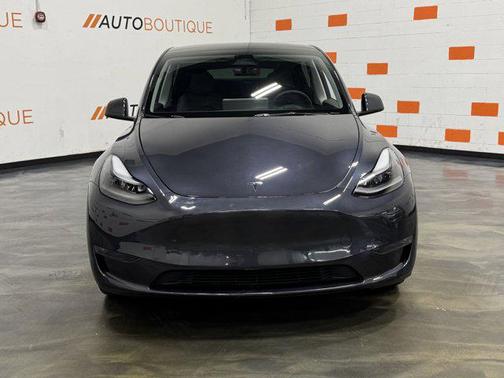 2024 Tesla Model Y Long Range Dual Motor All-Wheel Drive